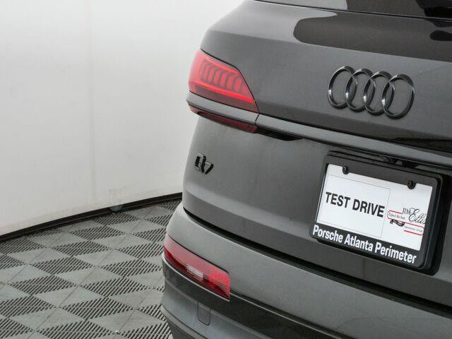 Used 2023 Audi Q7 3.0T Prestige w/ Prestige Package AWD/4WD image 38