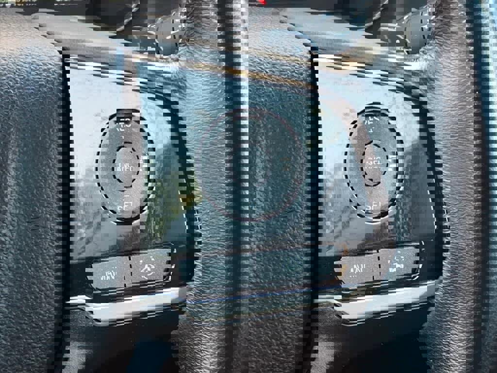 Certified 2022 Honda Pilot Touring image 19