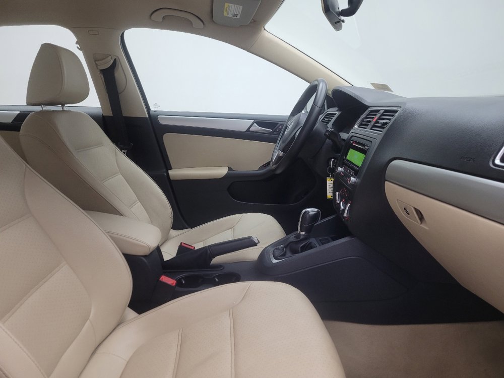 Used 2013 Volkswagen Jetta SE image 21