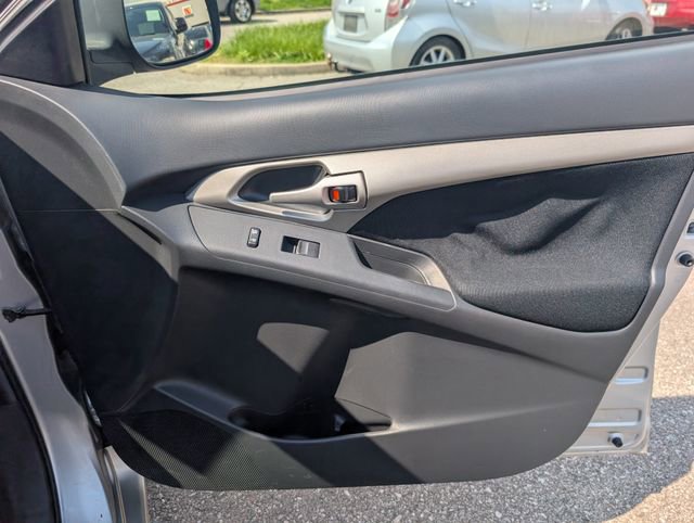 Used 2009 Toyota Matrix FWD image 23