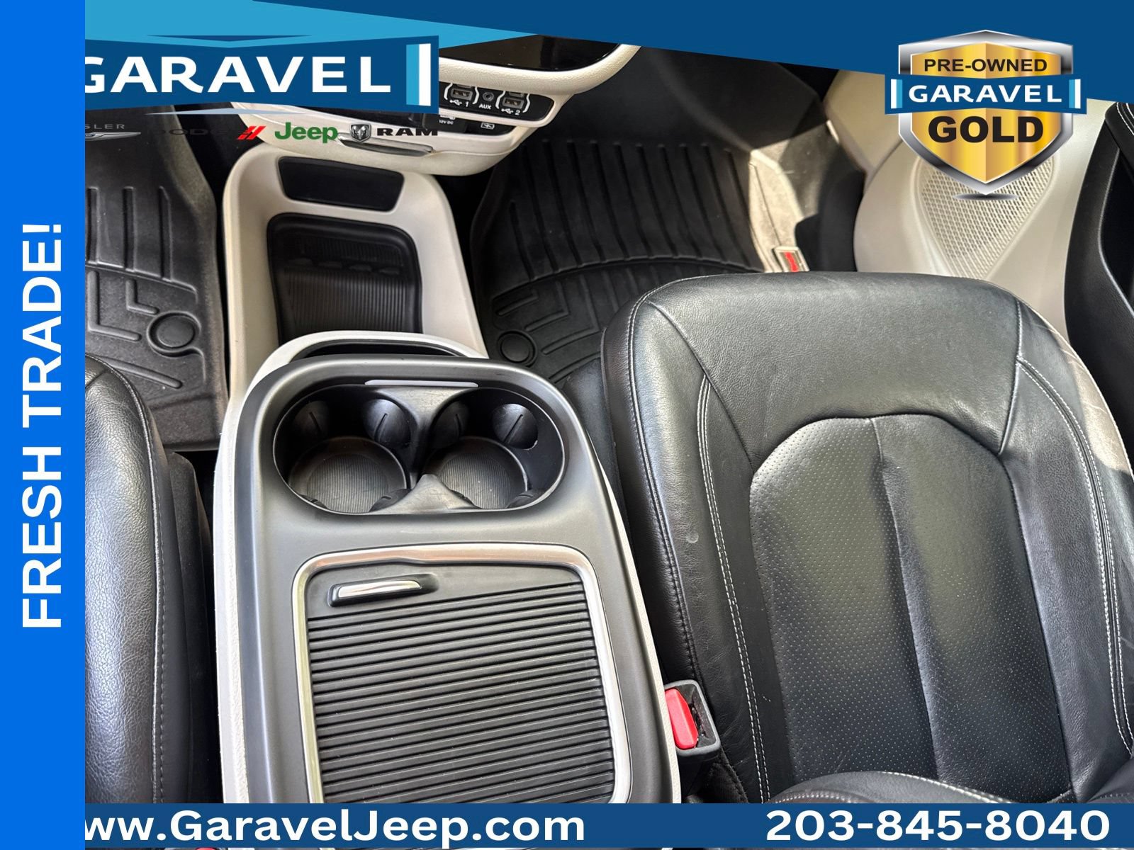 Used 2022 Chrysler Pacifica Touring-L FWD image 8