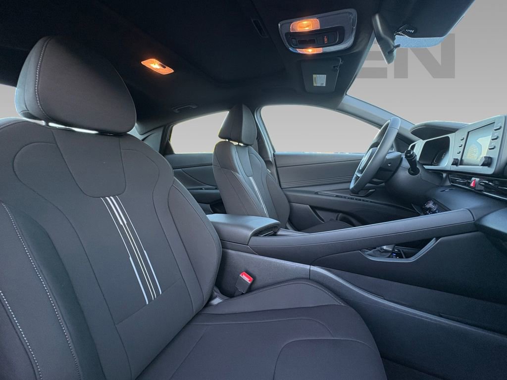 New 2026 Hyundai Elantra SEL Sport Premium image 10