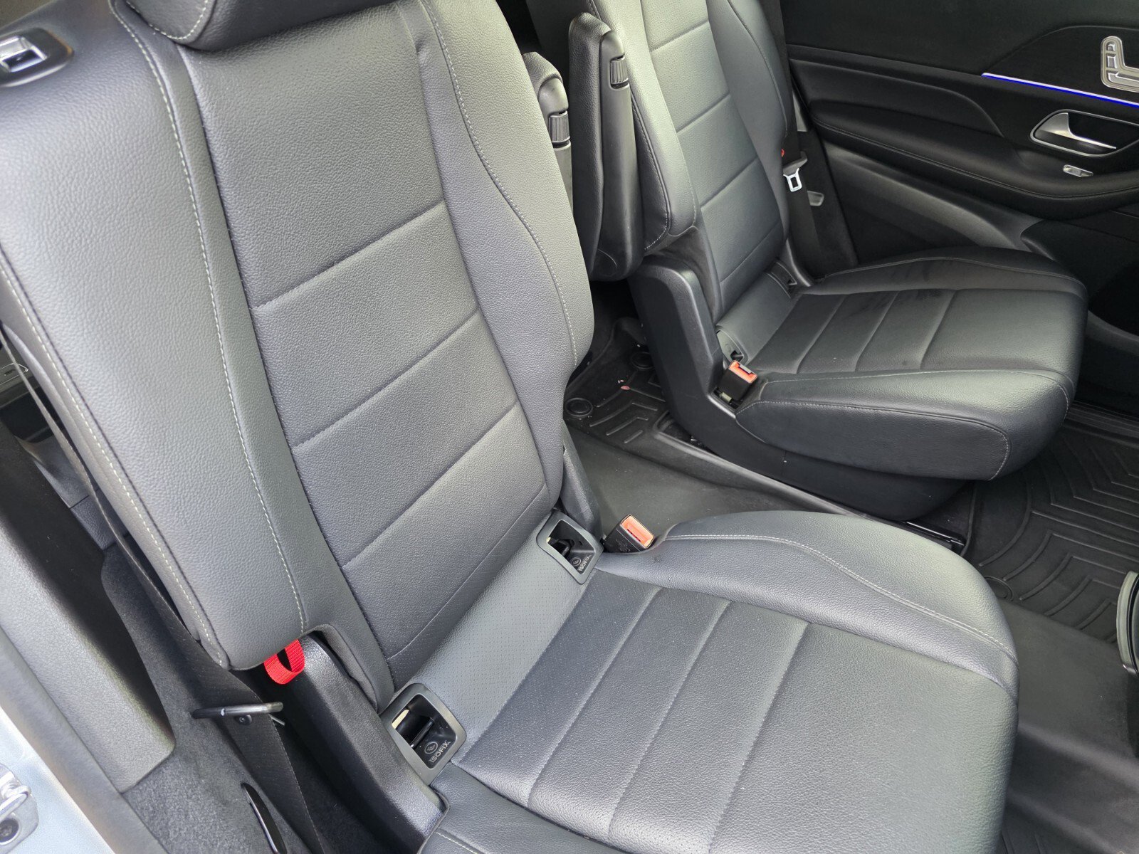 Used 2022 Mercedes-Benz GLS 450 4MATIC image 35