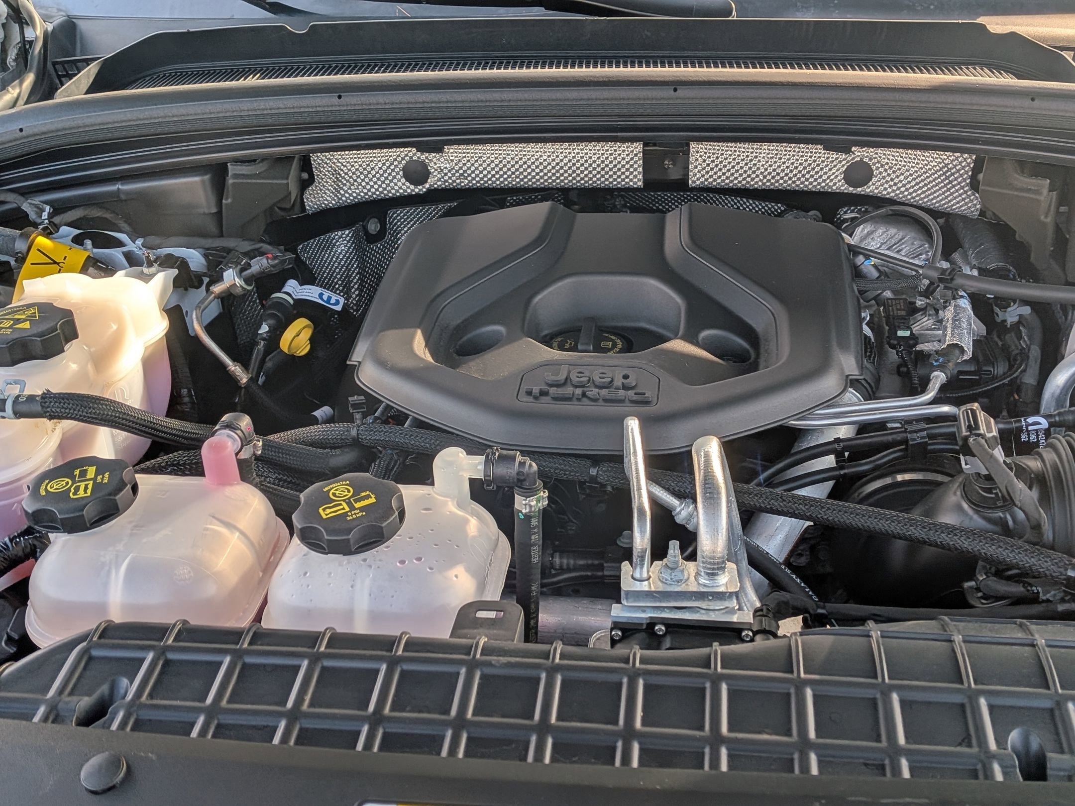 Used 2023 Jeep Grand Cherokee 4WD 4xe image 36