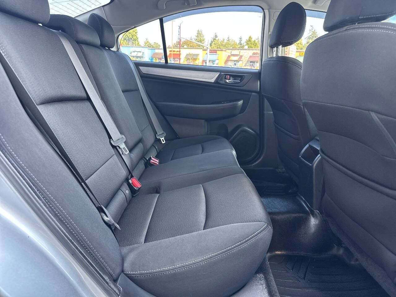 Used 2015 Subaru Legacy 2.5i Premium AWD/4WD image 18