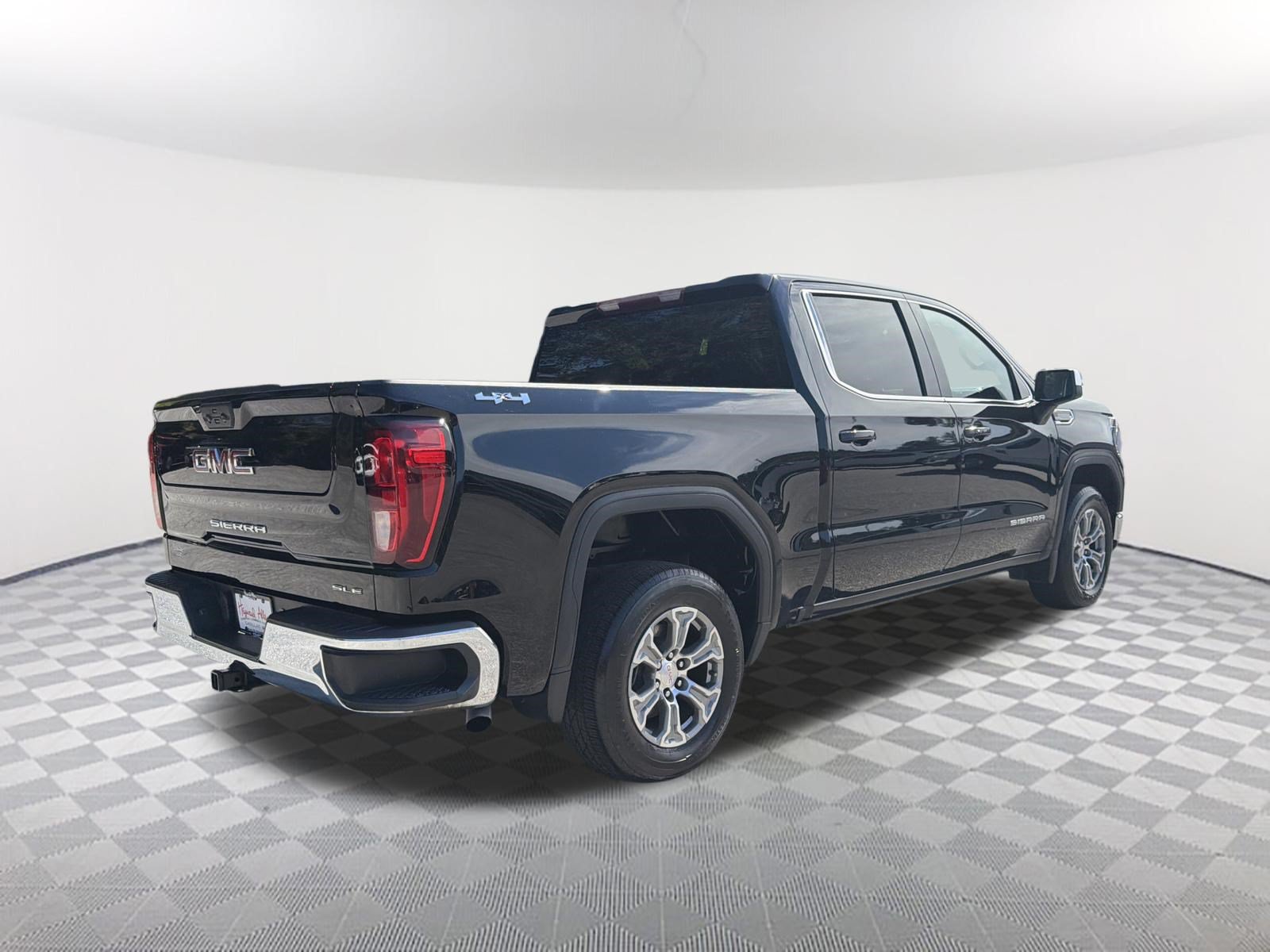 Used 2022 GMC Sierra 1500 SLE AWD/4WD image 6