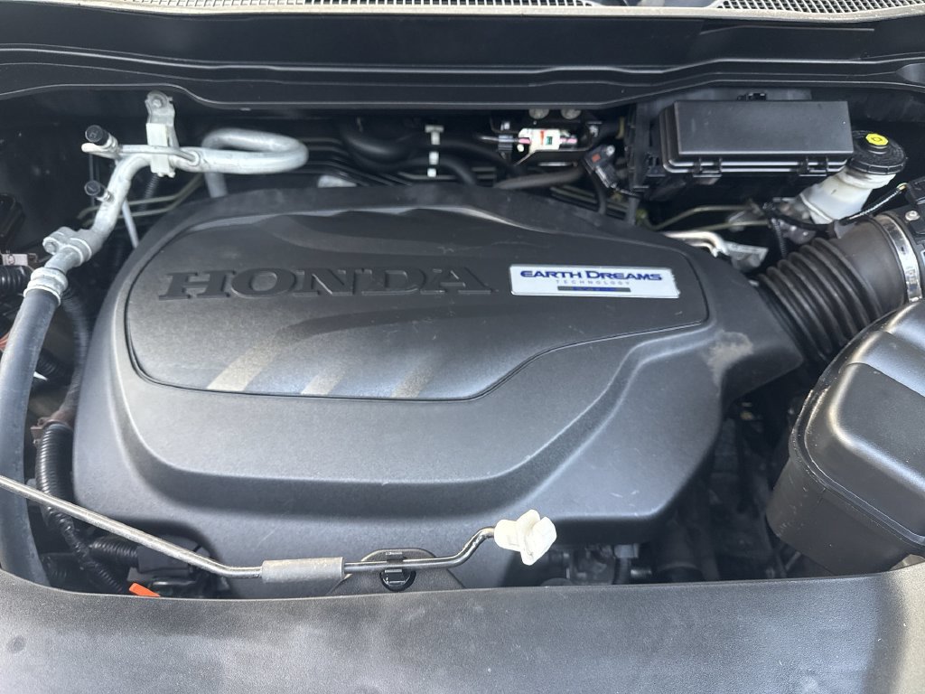 Used 2019 Honda Pilot Touring image 18