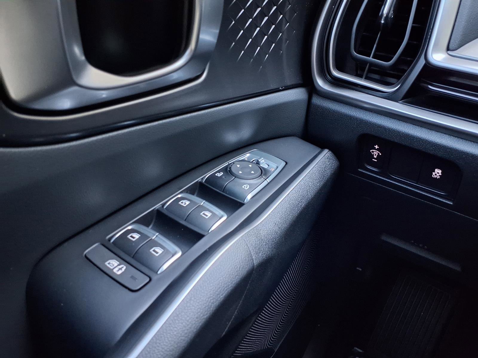 New 2026 Kia Sorento S image 12