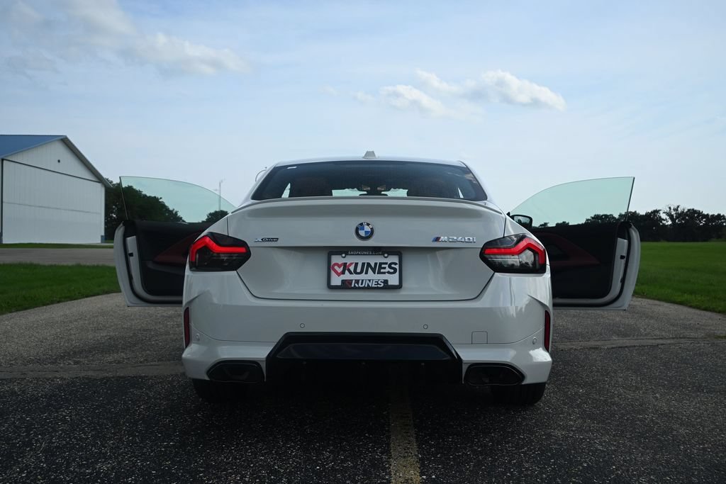 Used 2026 BMW M240i xDrive Coupe AWD/4WD image 14