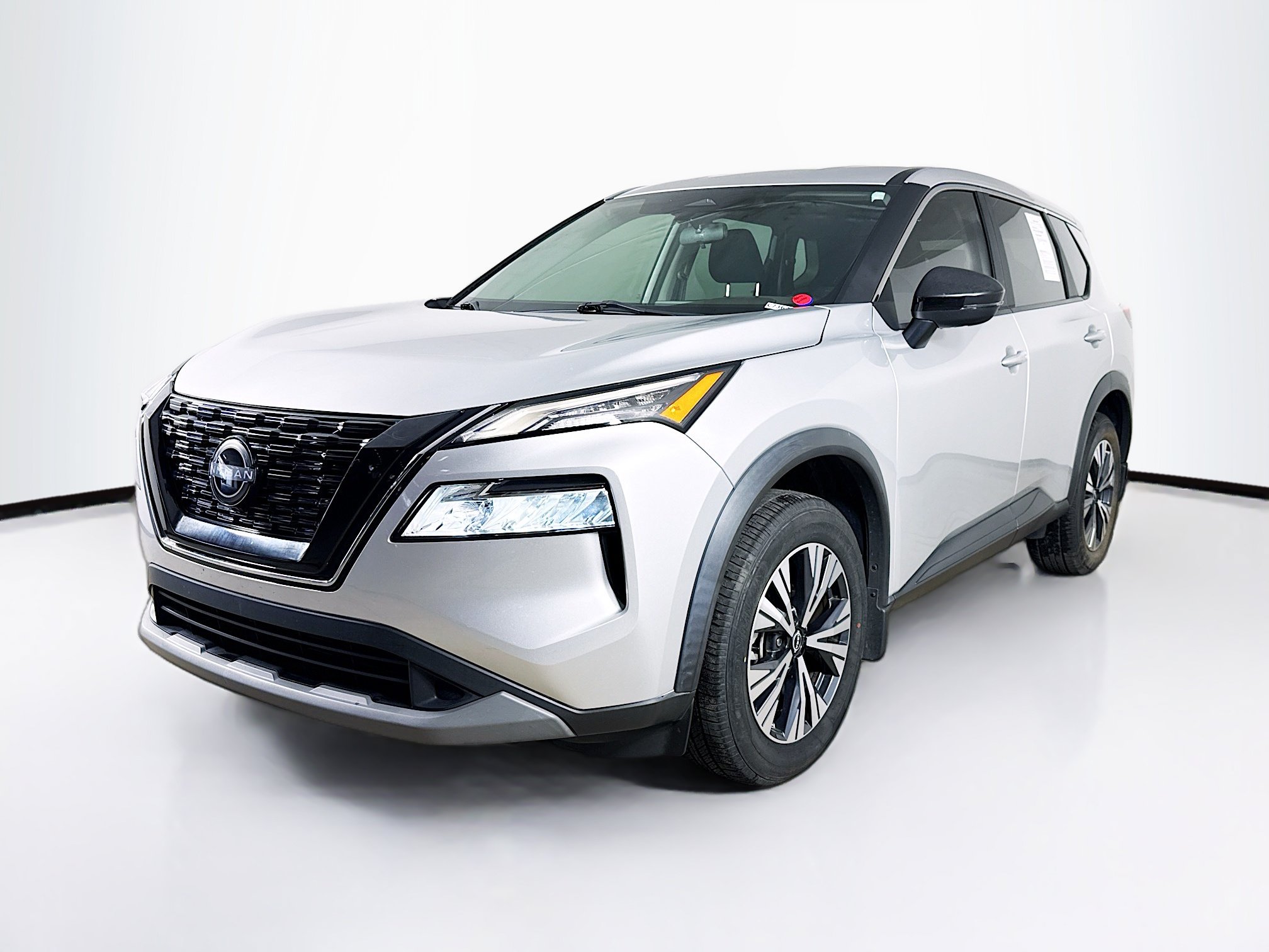 Used 2023 Nissan Rogue SV FWD image 4