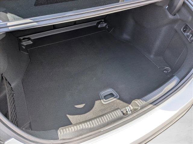 Used 2023 Mercedes-Benz C 300 Sedan image 6