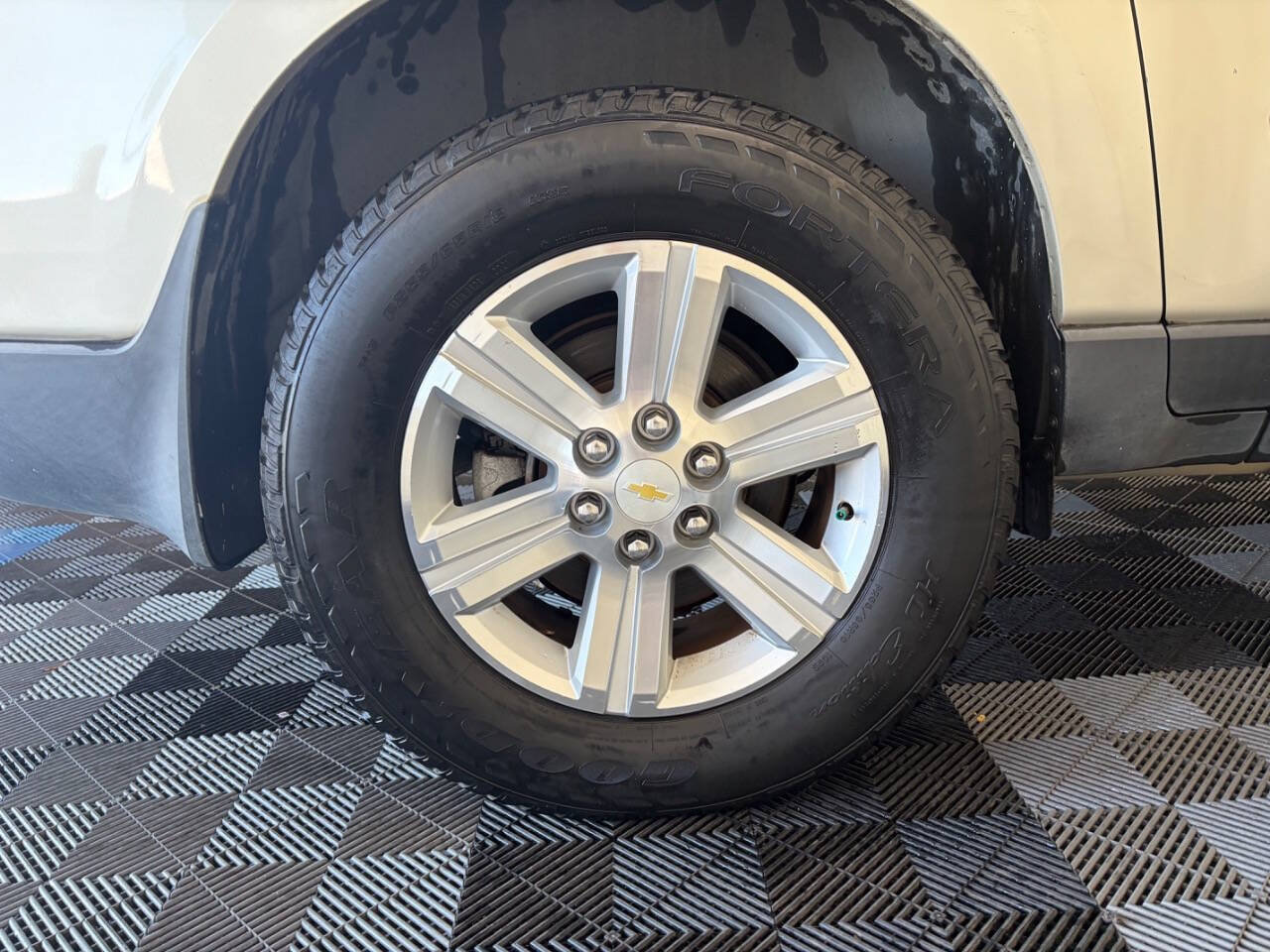 Used 2014 Chevrolet Traverse LT FWD image 26