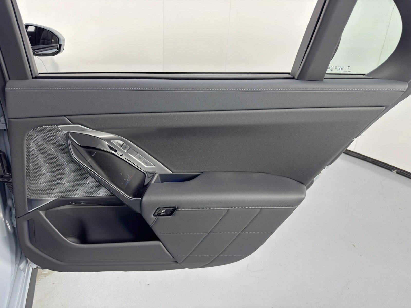 Used 2024 BMW 740i w/ Premium Package 2 image 56