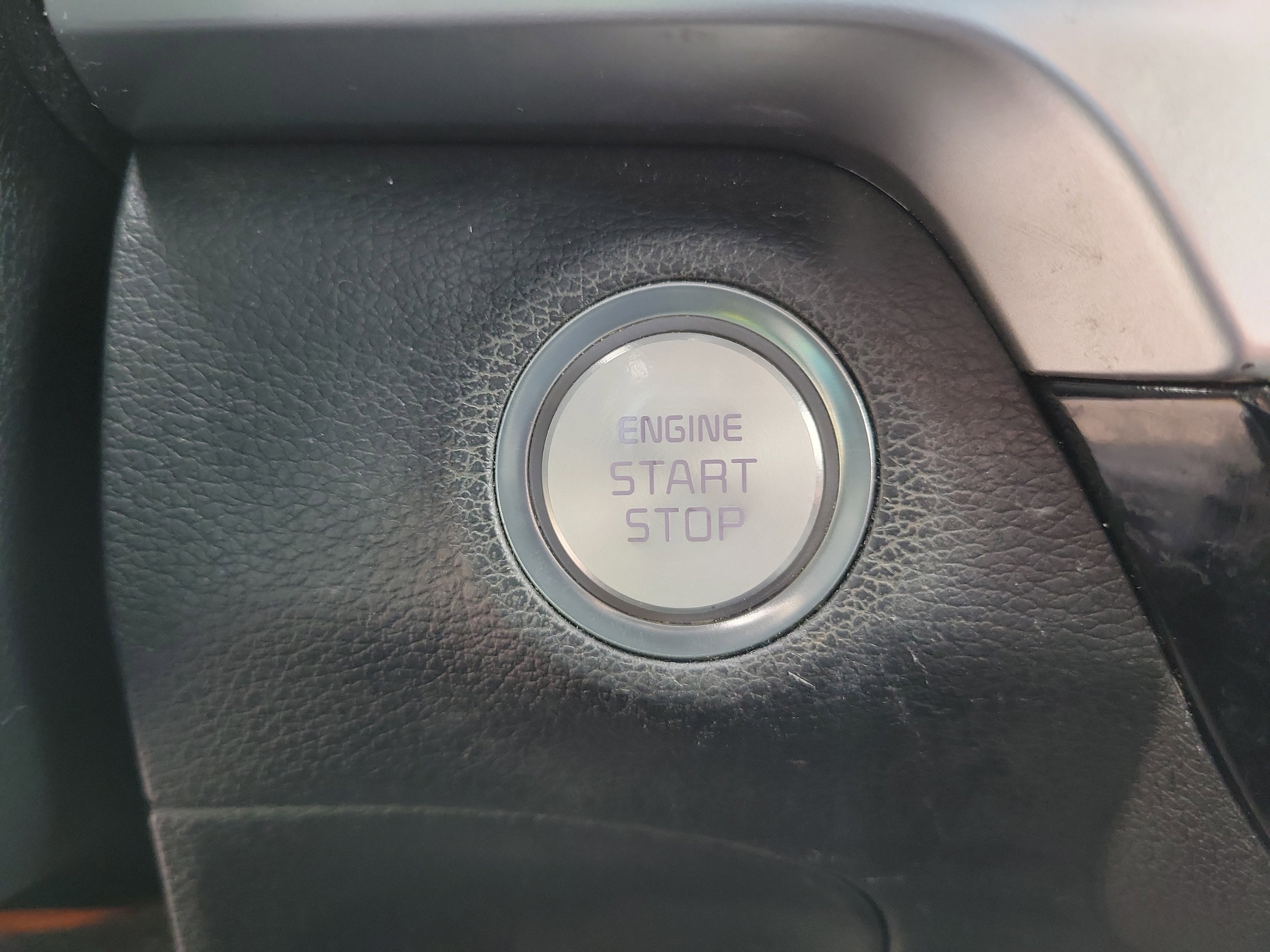 Used 2020 Kia Telluride S image 13