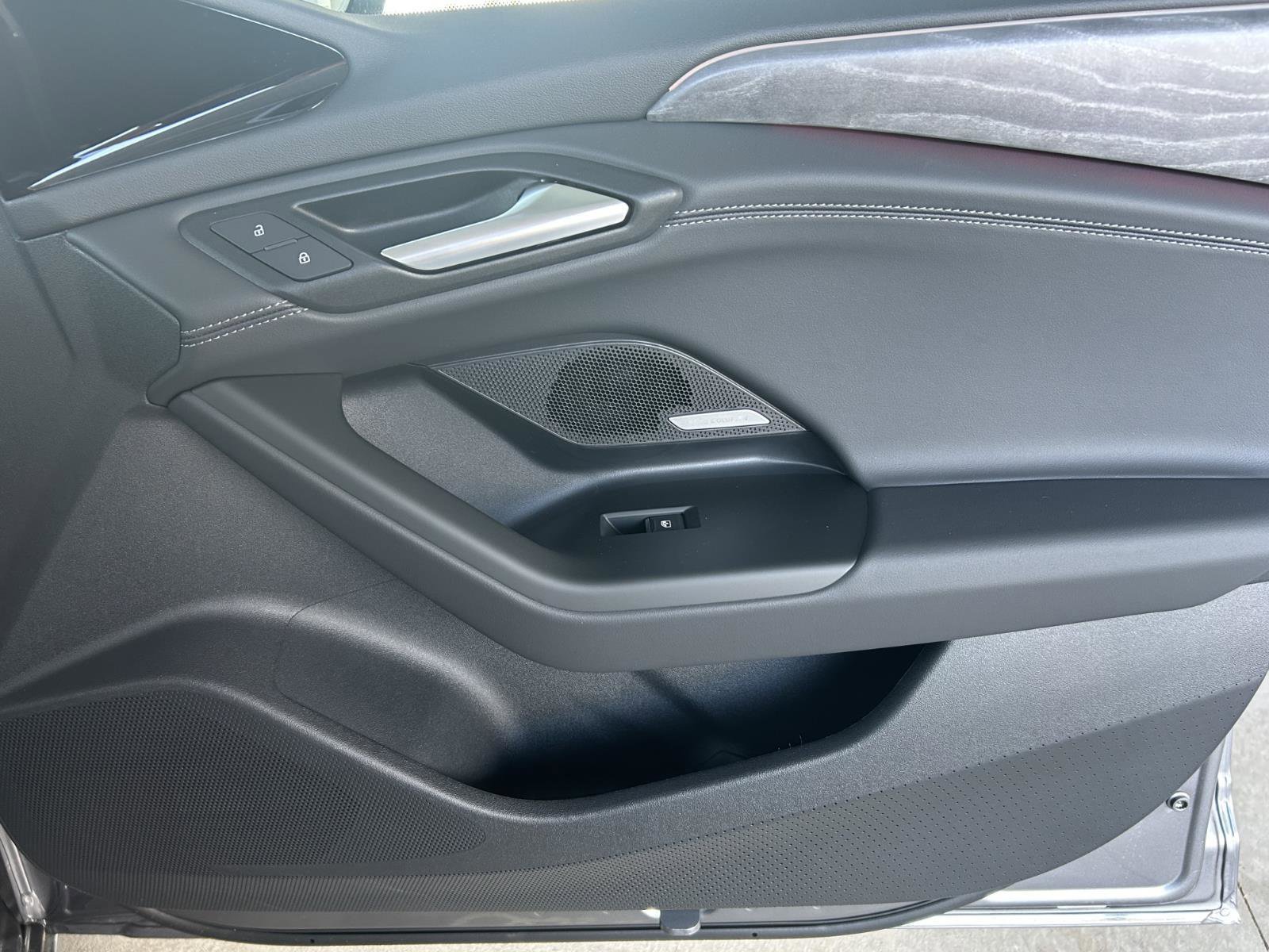 New 2025 Audi A6 e-tron Prestige AWD/4WD image 23