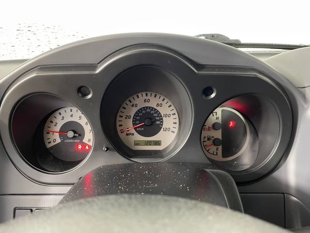 Used 2004 Nissan Xterra XE image 5