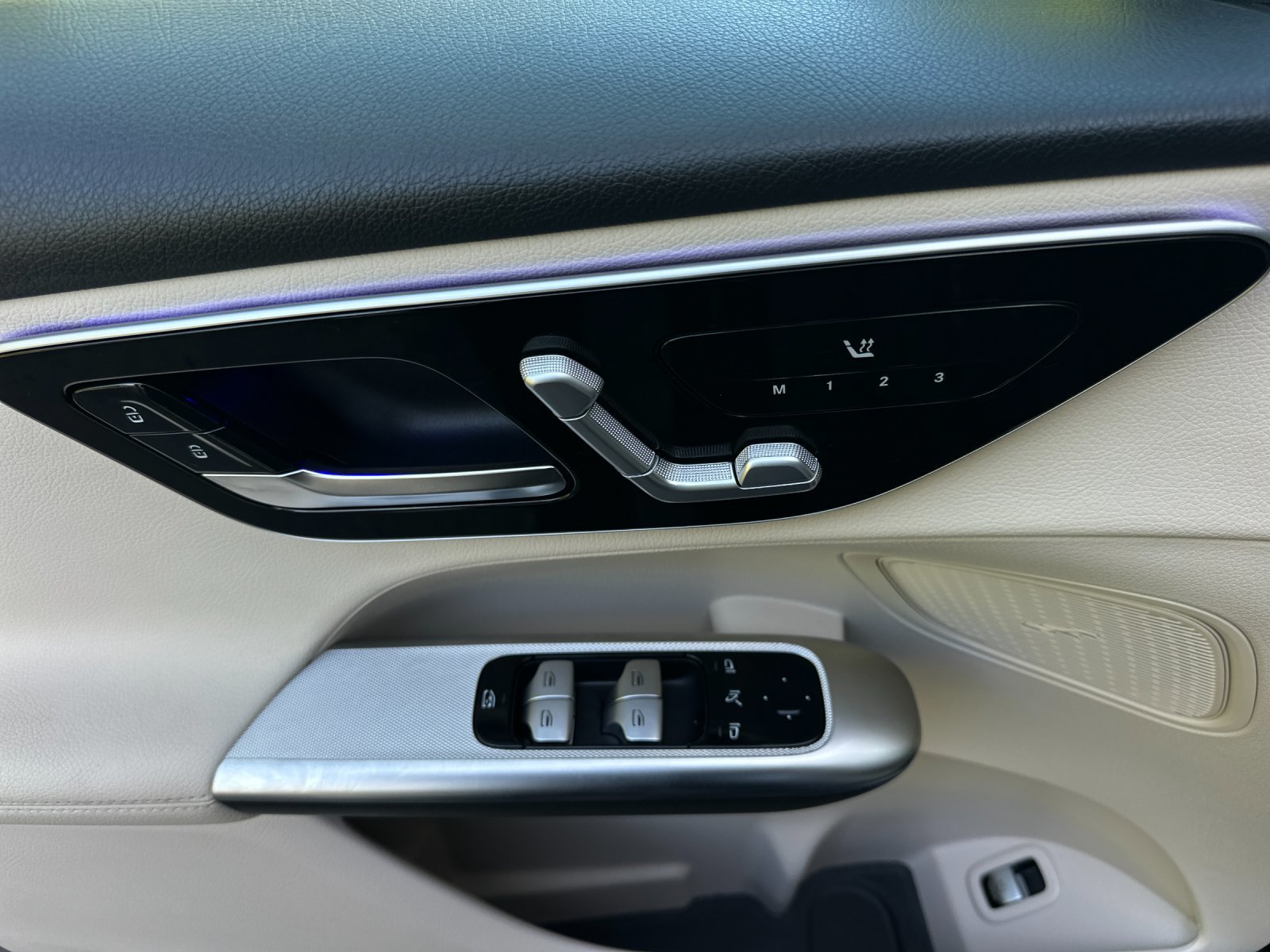 Certified 2026 Mercedes-Benz GLC 300 4MATIC image 11