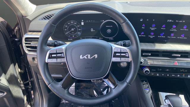 Certified 2024 Kia Telluride SX Prestige w/ Towing Package AWD/4WD image 16