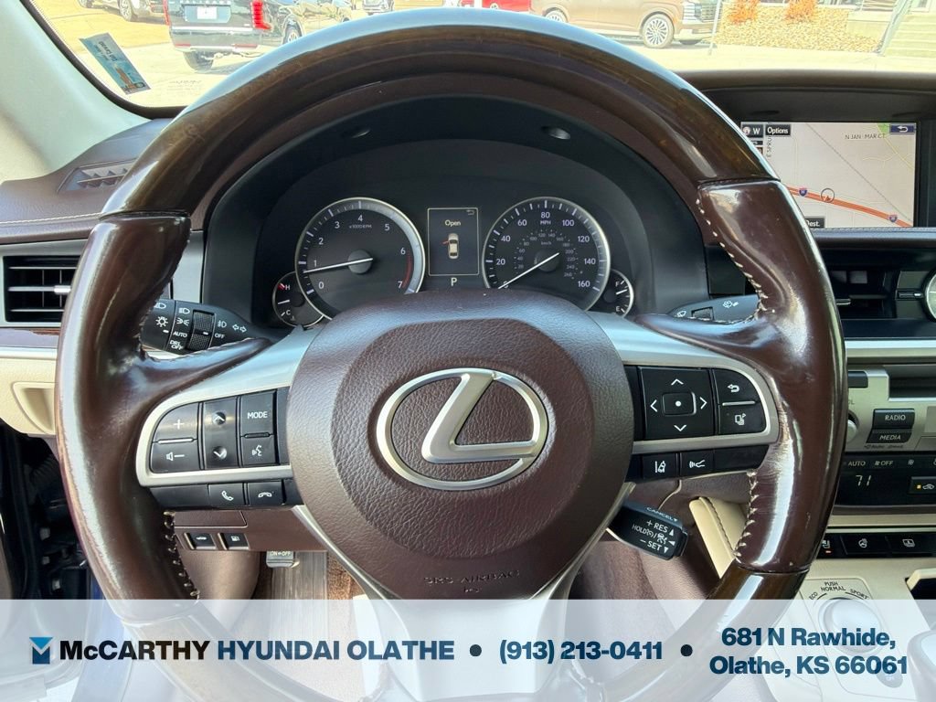 Used 2016 Lexus ES 350 w/ Luxury Package w/Wood Trim FWD image 6