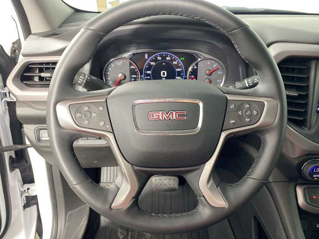 Used 2023 GMC Acadia AT4 w/ Technology Package image 14