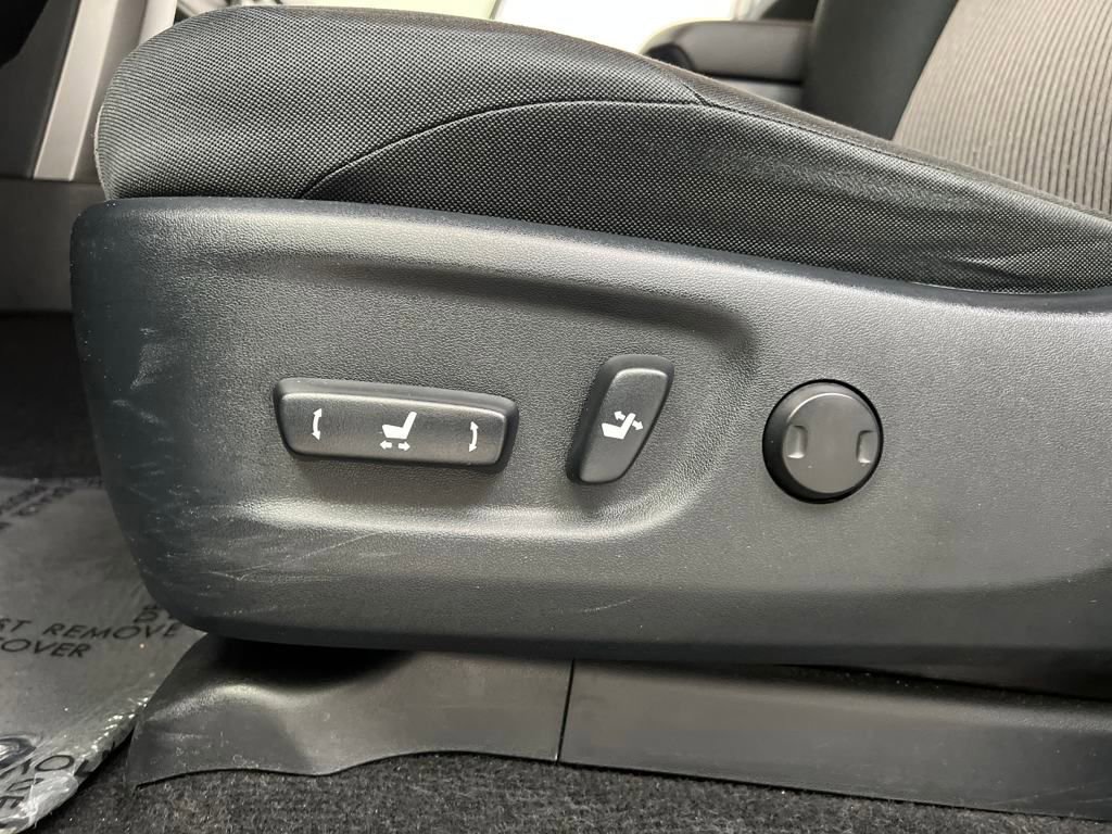 Used 2024 Toyota 4Runner SR5 image 10