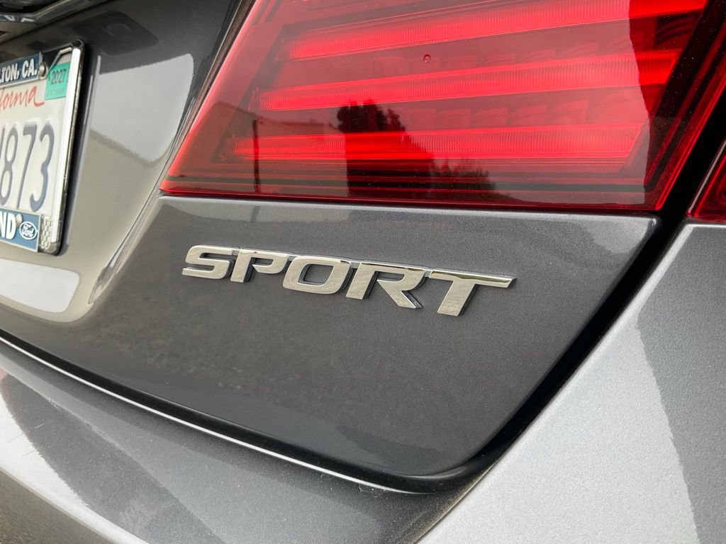 Used 2016 Honda Accord Sport image 17