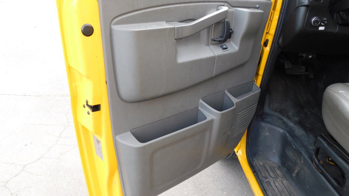 Used 2021 GMC Savana 3500 Extended w/ Power Convenience Package image 6