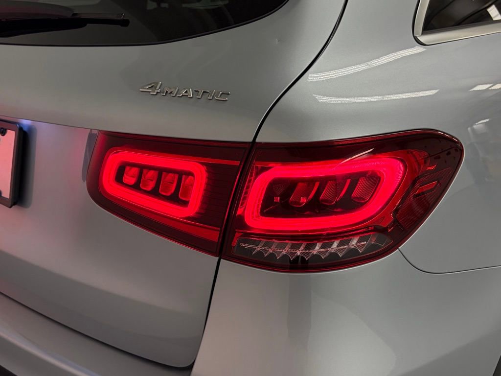Certified 2022 Mercedes-Benz GLC 300 4MATIC image 5