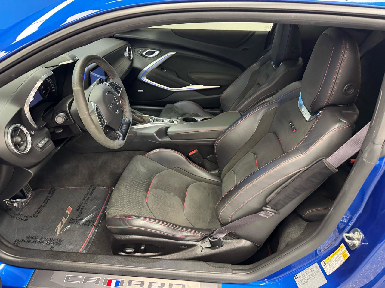 Used 2017 Chevrolet Camaro ZL1 RWD image 16