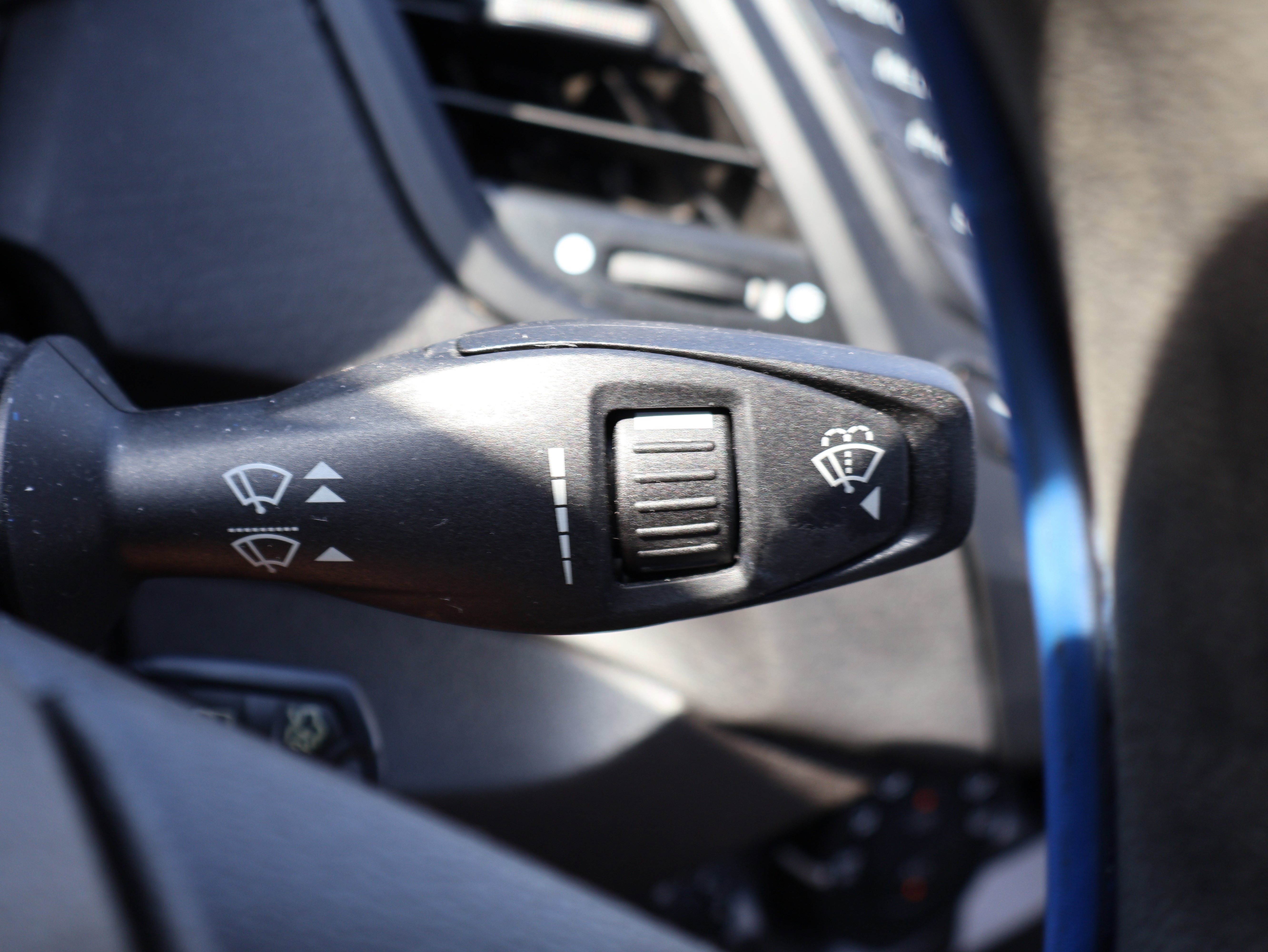 Used 2017 Ford Fiesta S image 32