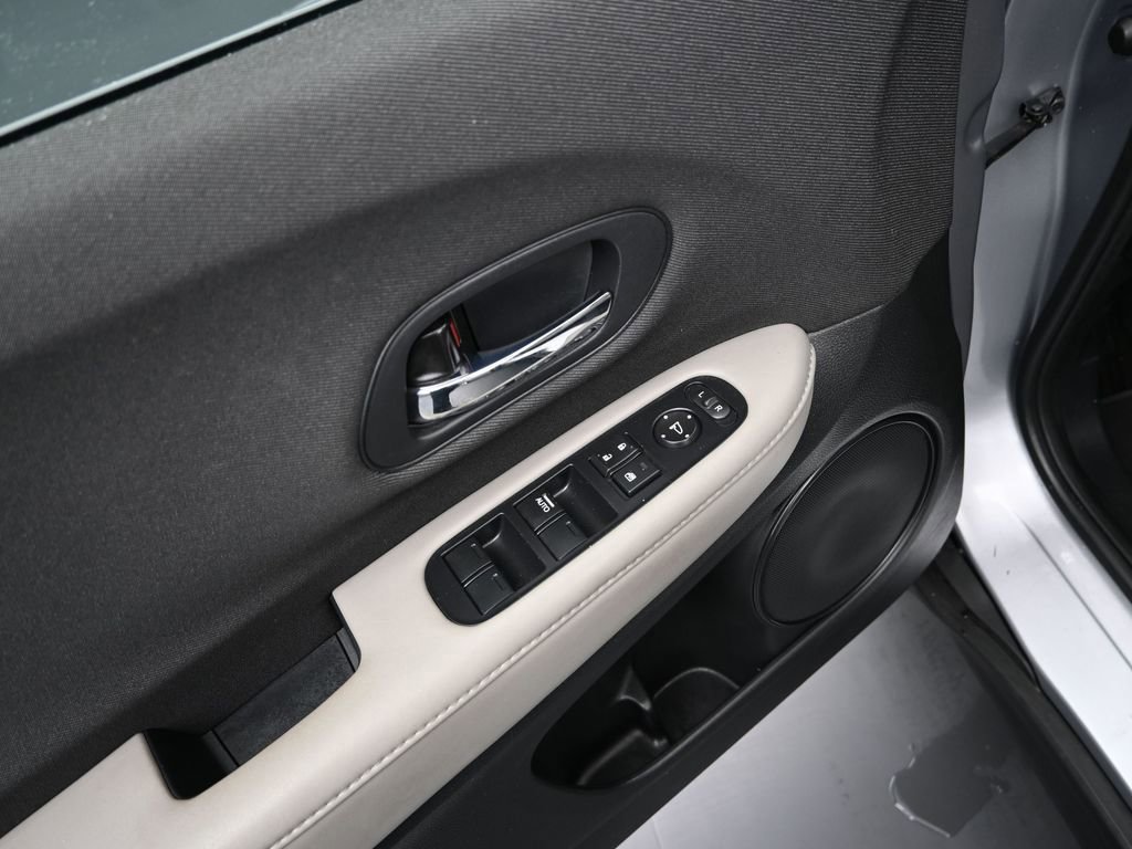 Certified 2022 Honda HR-V LX image 20