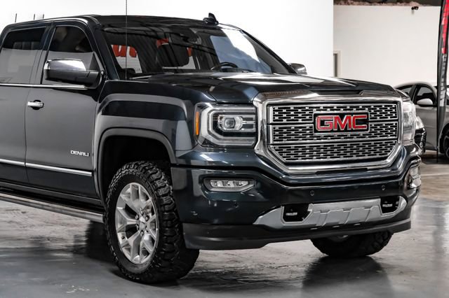 Used 2018 GMC Sierra 1500 Denali w/ Denali Ultimate Package AWD/4WD image 7