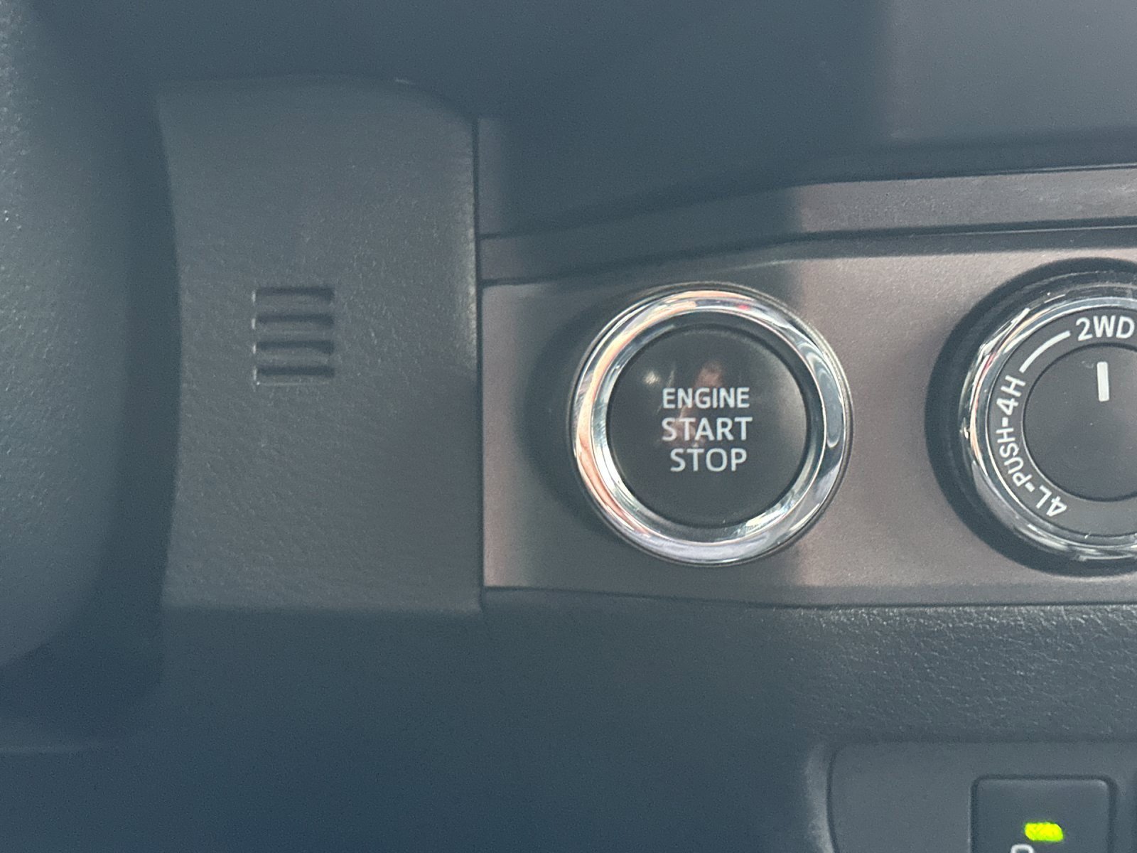 Used 2019 Toyota Tacoma TRD Off-Road image 20