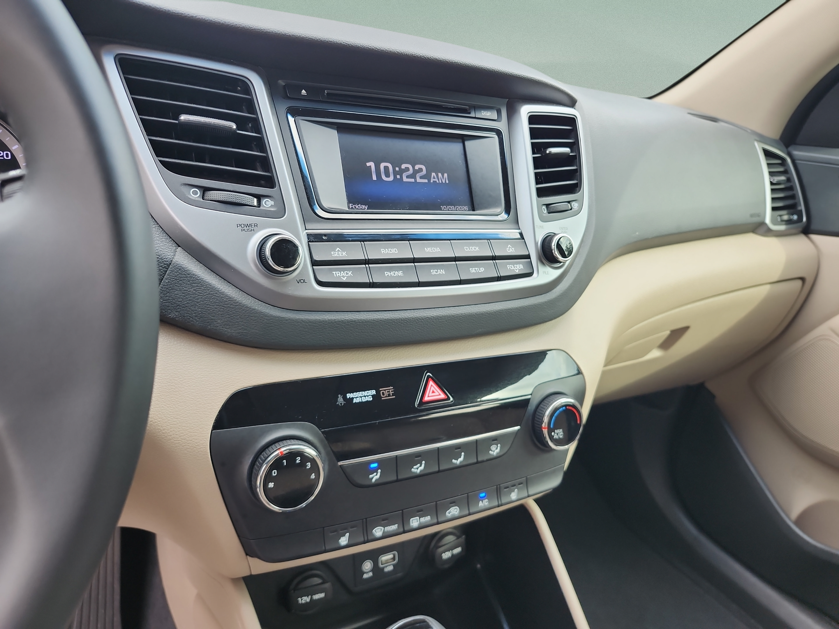 Used 2017 Hyundai Tucson Sport w/ Cargo Package FWD image 12