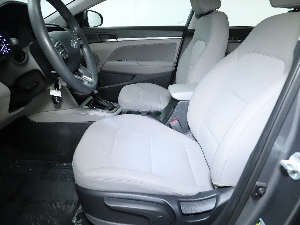 Used 2019 Hyundai Elantra SEL FWD image 18