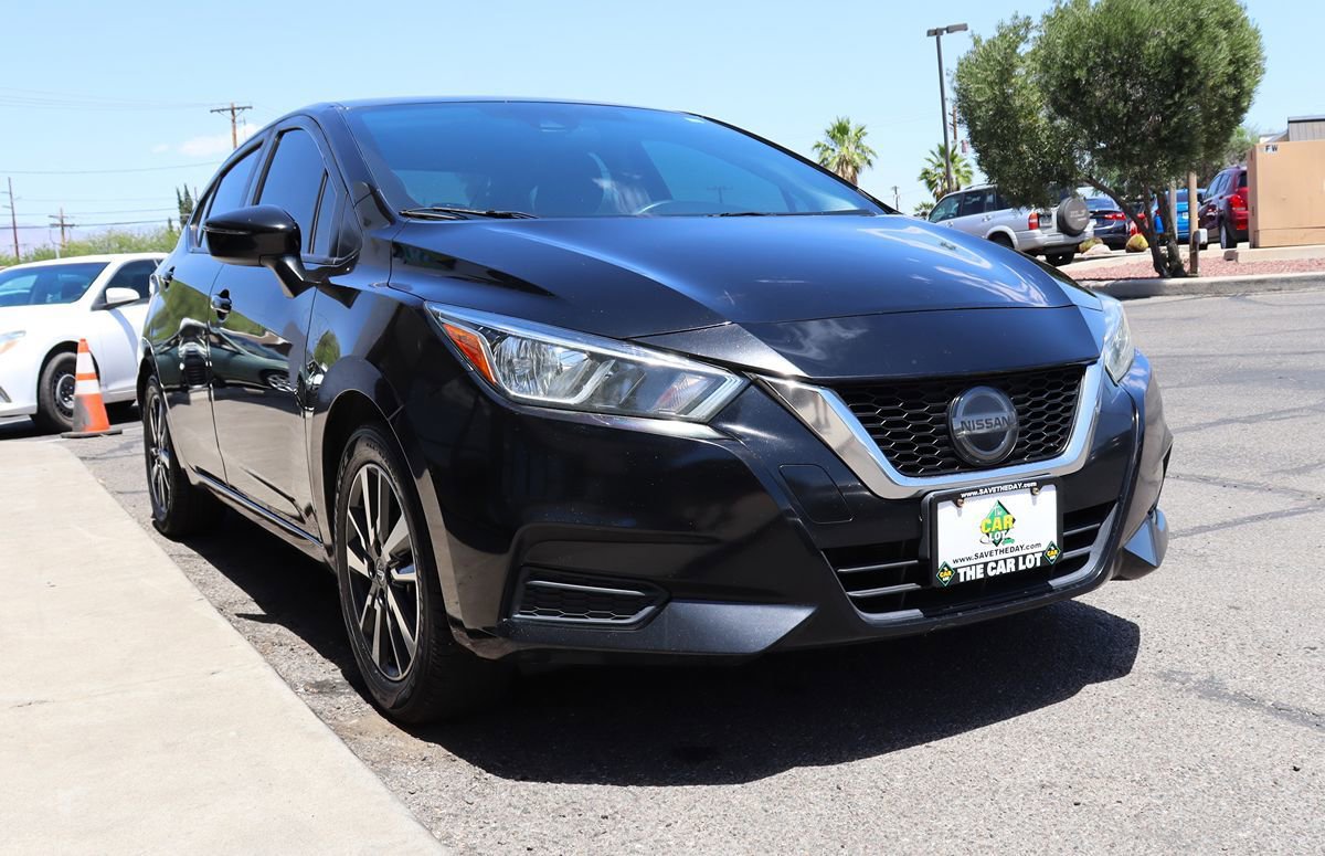 Used 2021 Nissan Versa SV FWD image 18