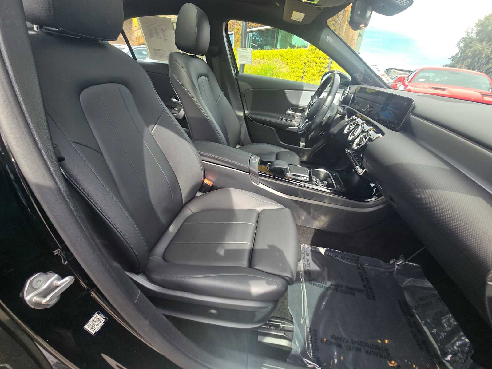 Used 2022 Mercedes-Benz A 220 4MATIC image 11