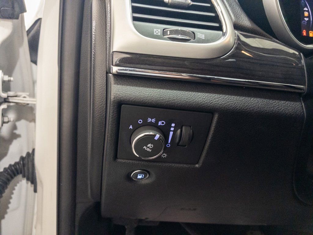 Used 2016 Jeep Grand Cherokee High Altitude image 22