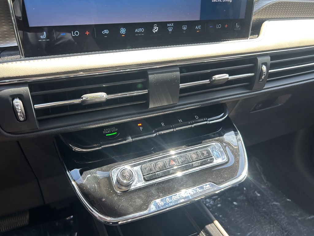 New 2025 Lincoln Corsair Grand Touring AWD/4WD image 34