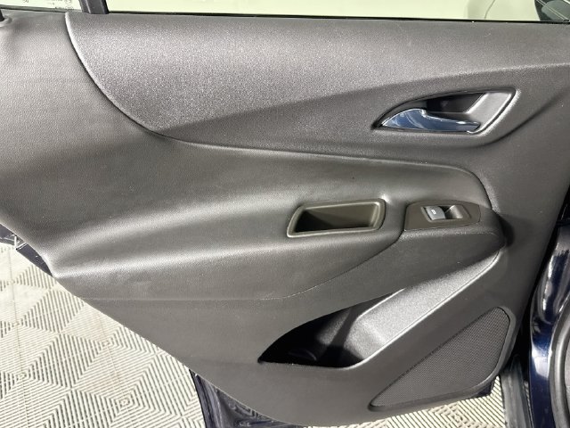 Used 2020 Chevrolet Equinox LT FWD image 23