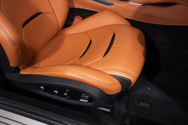 Used 2018 Ferrari GTC4Lusso AWD/4WD image 64