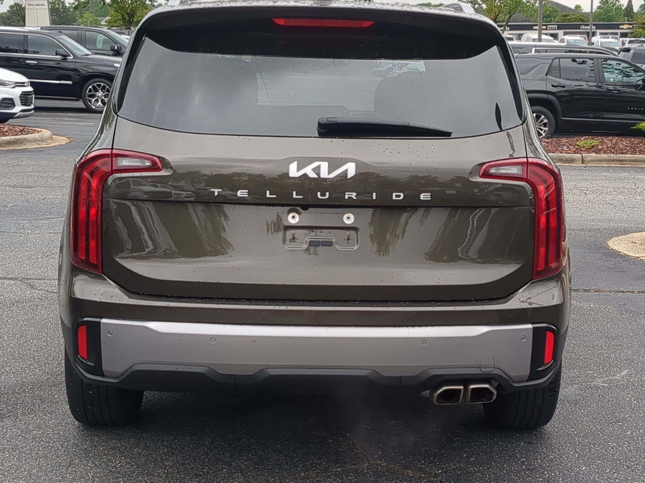 Used 2025 Kia Telluride S FWD image 9