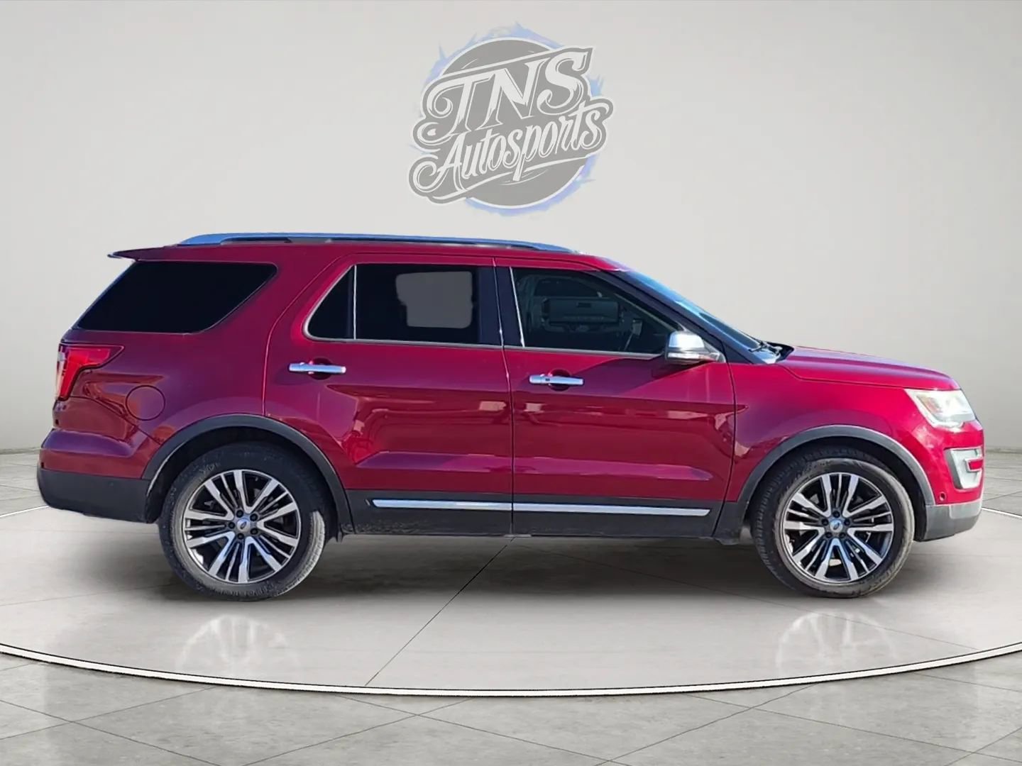 Used 2016 Ford Explorer Platinum image 6