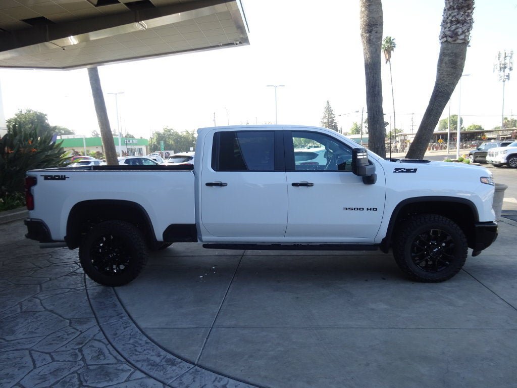 New 2026 Chevrolet Silverado 3500 LT w/ Trail Boss Package AWD/4WD image 9