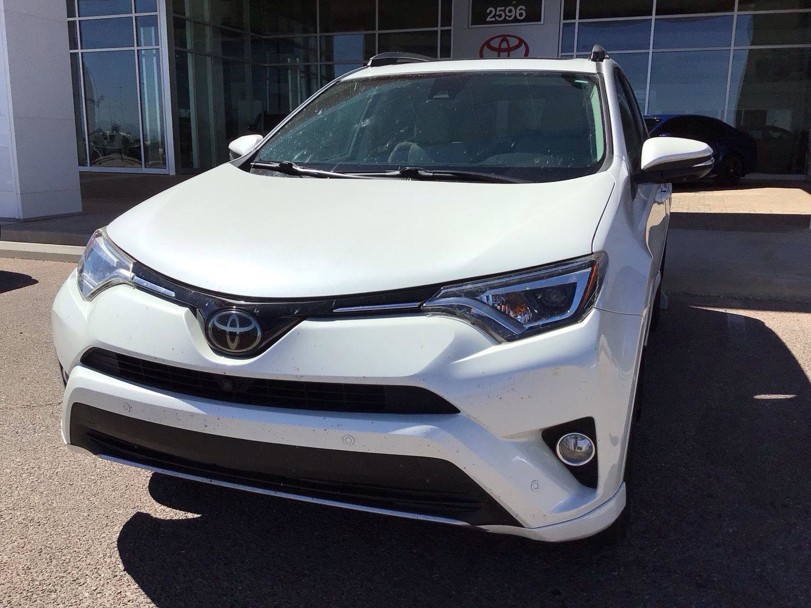 Used 2018 Toyota RAV4 Platinum AWD/4WD image 12