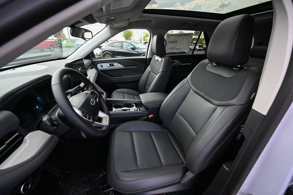New 2026 Ford Explorer Active w/ Active Comfort Package AWD/4WD image 16