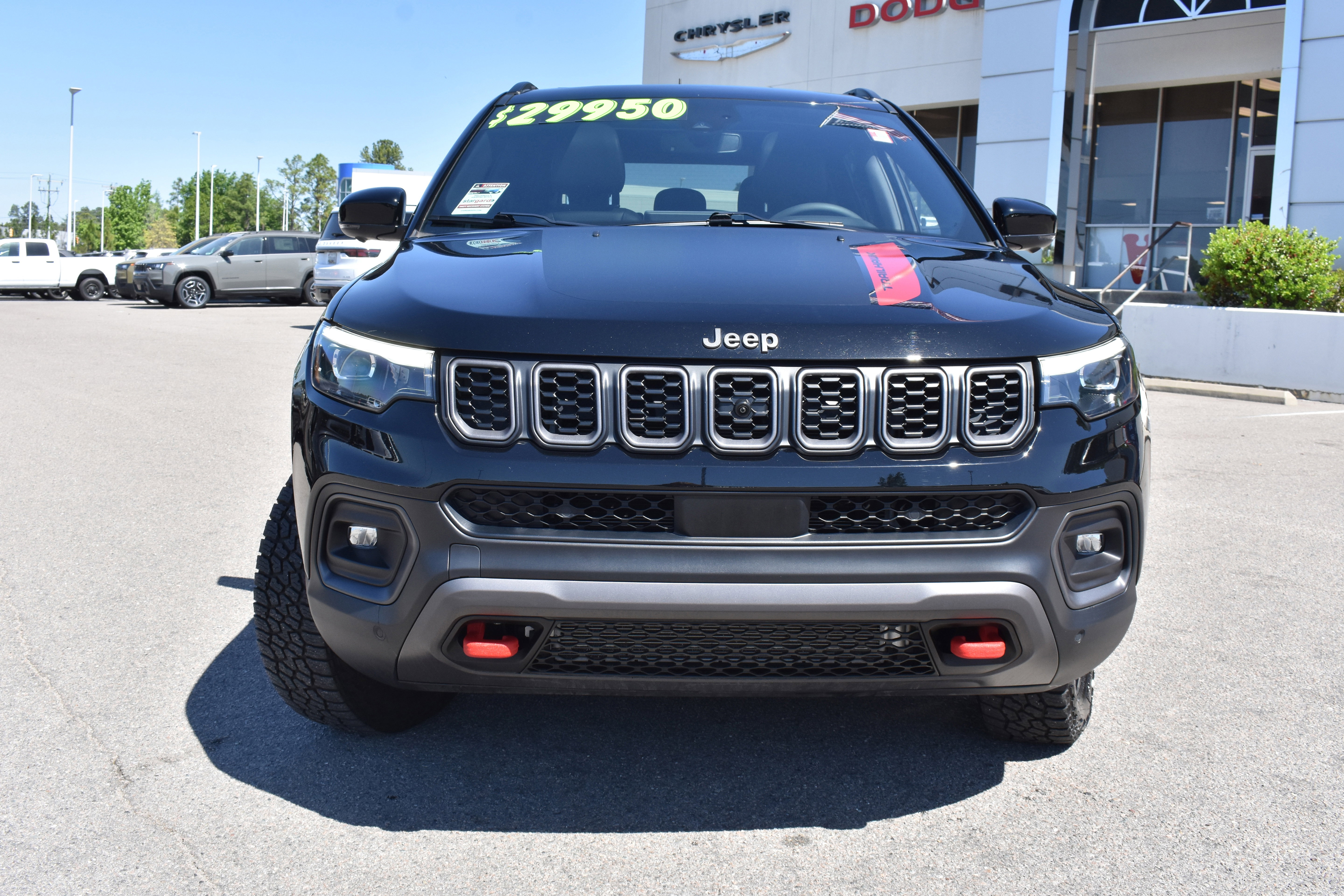 Used 2025 Jeep Compass Trailhawk w/ Trailhawk Elite Group image 4