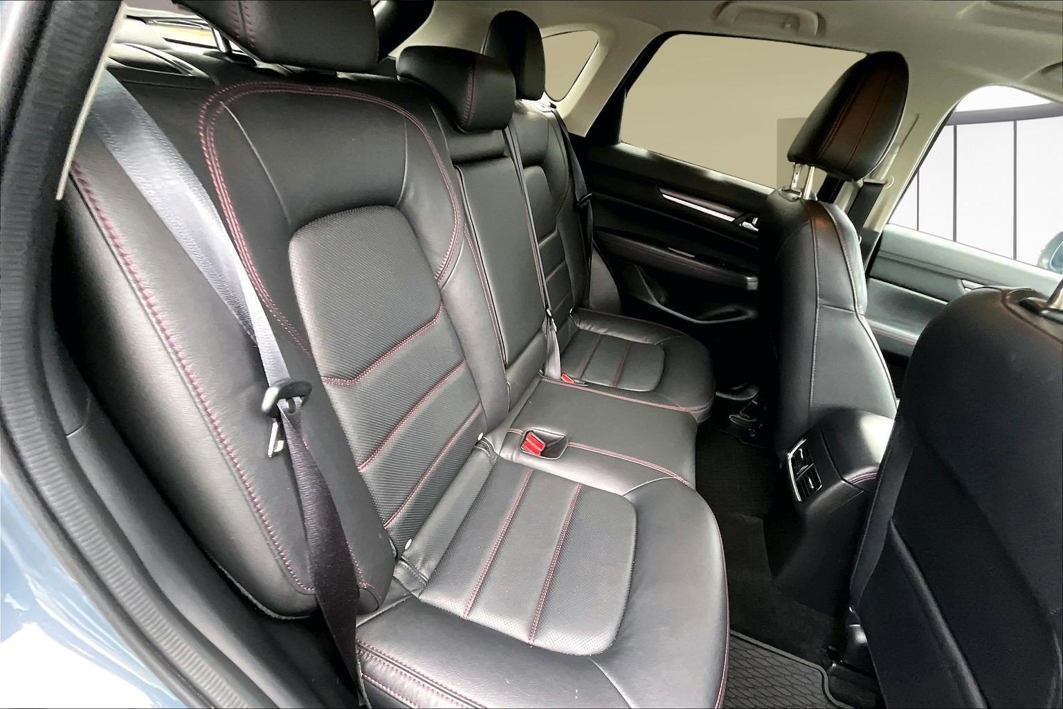 Used 2023 MAZDA CX-5 Carbon Edition image 25