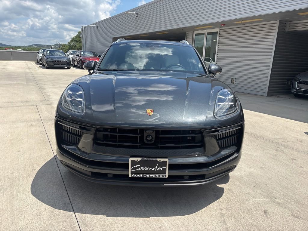 Used 2024 Porsche Macan S AWD/4WD image 2