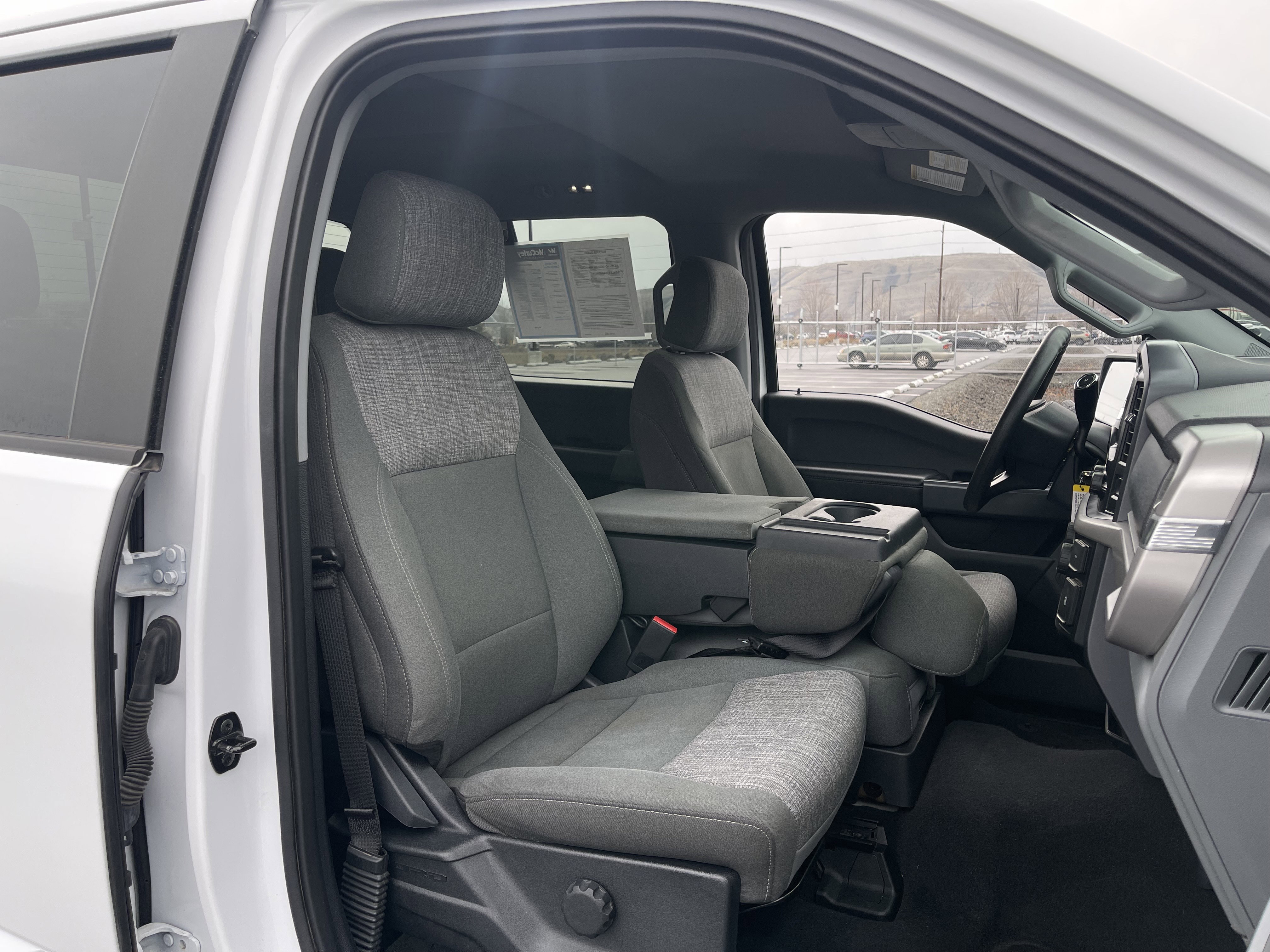 Used 2023 Ford F150 XLT image 45